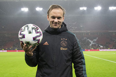 AMSTERDAM, 22-01-2020 JohanCruyff Arena , KNVB Beker,  Football season 2019 / 2020 . Ajax player Siem de Jong with the game bal during the match Ajax - Spakenburg