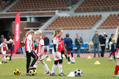 Dat wit-rood-wit staat jullie goed! © De Brouwer