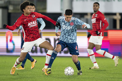 Het is allemaal niet gepolijst, maar Álvarez werkt ook in Alkmaar keihard. © Pro Shots