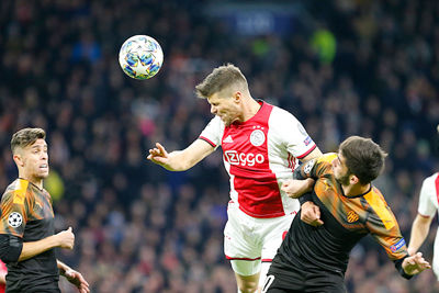 Ajax-Valencia-CL2019_73