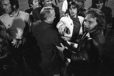 Cruijff wijst Ajax de weg met zijn twee treffers. © Kick images/Ton den Haan