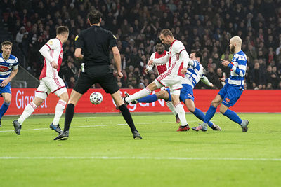 AMSTERDAM, 22-01-2020 JohanCruyff Arena , KNVB Beker,  Football season 2019 / 2020 .  Ajax player Siem de Jong scores the 1-0  during the match Ajax - Spakenburg