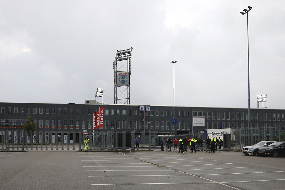 Handy SV Ajax buses have PEC Zwolle-uit as their destination