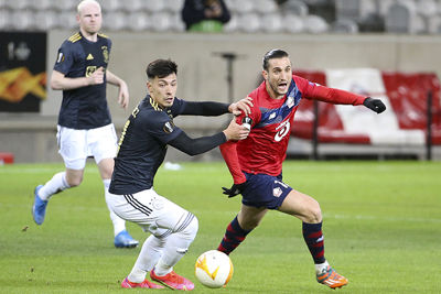 Martínez neutraliseert het gevaar Yazici. © Pro Shots