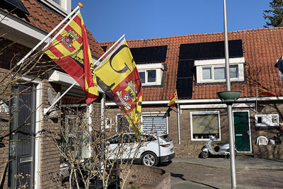 In Deventer hangen de mensen de vlag al uit. © Ajax Life