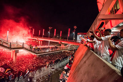 Huldiging in én buiten het stadion! © AFC Ajax