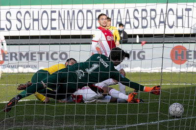 Hij moest voor rust al twee keer scoren, maar na de thee is daar het puntertje van Haller! © Pro Shots