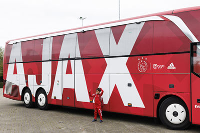 Een kijkje nemen in de spelersbus? Geen probleem! © Pro Shots