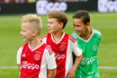 mascottes-psv-ajax-1200