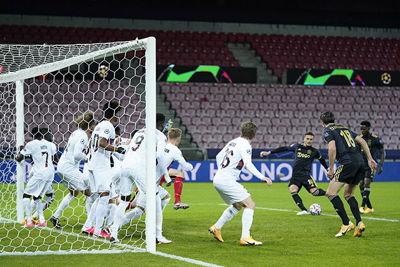 Dit is een tamelijk uniek tafereel in de Champions League! © Pro Shots