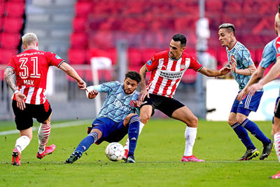 Het voetballeven van Rensch is in een fikse versnelling geraakt. © Pro Shots