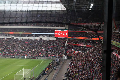 Ajax begint verrassend goed! © De Brouwer