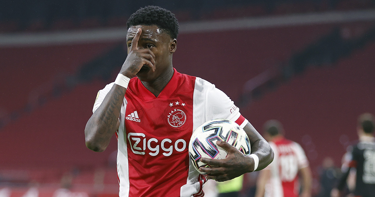 Promes Neemt Met Oprecht Mooie Woorden Afscheid Van Ajax