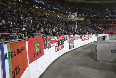 Al hebben we het op de tribunes ook goed naar ons zin. © De Brouwer