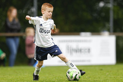 Stukje uitstekende balbehandeling vastgelegd. © Pro Shots