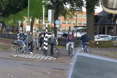 Er zitten ook veel Ajacieden in de thuisvakken. © De Brouwer