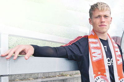 Seizoen 2015/2016: Viktor Fischer