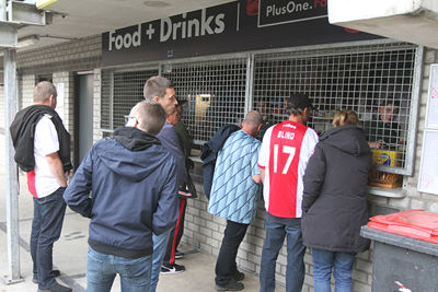 Even de dinsdagavondtrek wegwerken met een hapje en een drankje. © Ajax Life