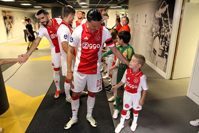 Kijk naar dat koppie van die mascotte. Goud. © SV Ajax