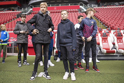 Een stukje mentale voorbereiding langs het heilige veld van de Arena. © Pro Shots