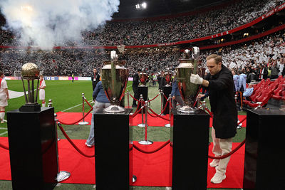 Of Ajax een volle prijzenkast heeft? Oh, jazeker! © De Brouwer