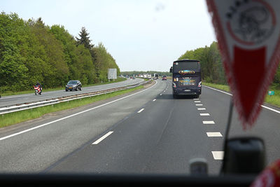 Met de bus of auto naar het hoge noorden. © De Brouwer