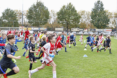 Tijd voor de warming-up. Die spiertjes moeten los! © Pro Shots