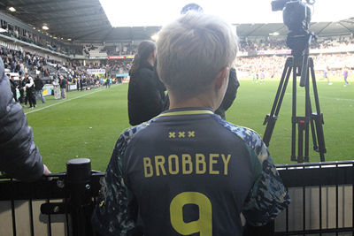 We spotten een kleine Brobbeyfan! © SV Ajax