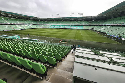 Lege tribunes, nepstadiongeluid. Onze ergste nachtmerries worden werkelijkheid. © Pro Shots