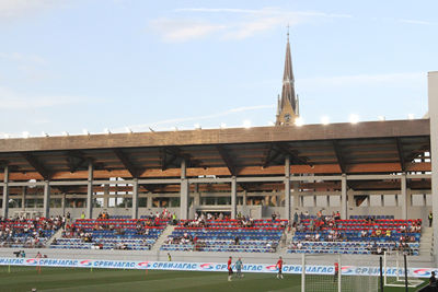 Van de binnenkant is de TSC Arena best een geinig stadionnetje. © SV Ajax