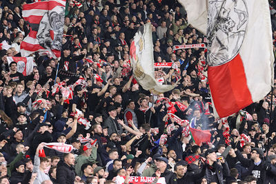 Drie gouden sterren, Ajax Amsterdam! © De Brouwer