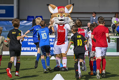 Lucky doet zelf natuurlijk ook weer mee. © Pro Shots