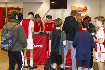 Vol goede moed komen onze leden aan bij Sporthallen Zuid. © Pro Shots