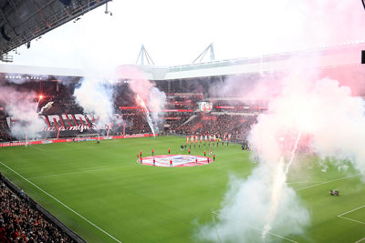 In het Philips Stadion wordt het duel aangevlogen als een topper. © De Brouwer