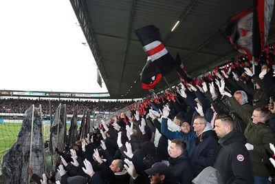 Hup, Ajax, hup! © De Brouwer