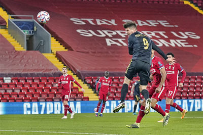 Over kansen gesproken, wat had KJH déze graag gemaakt... Recht op de keeper. © Pro Shots