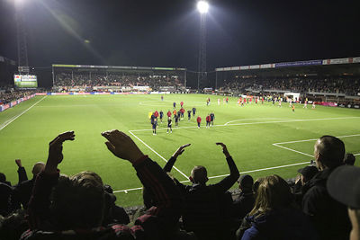 Niet alleen Schreuder moet zich schamen. De spelers ook. © De Brouwer