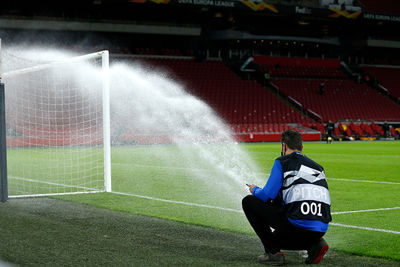 Iemand een slokje water? © De Brouwer