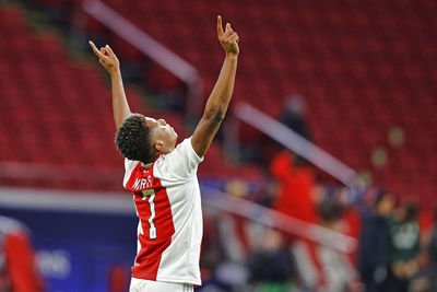 Neres met de derde treffer voor Ajax. Ook dit is een bekend beeld. © Pro Shots