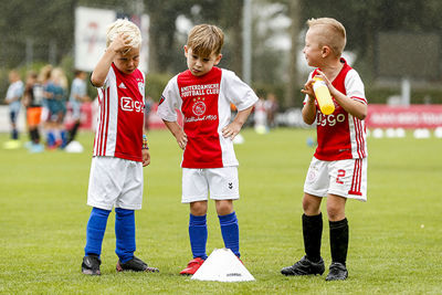 Eh, wat wil de trainer nu eigenlijk precies...? © Pro Shots