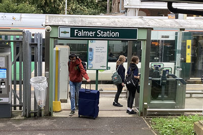 Bij Falmer Station moet je uitstappen als je naar het stadion gaat. © Ajax Life