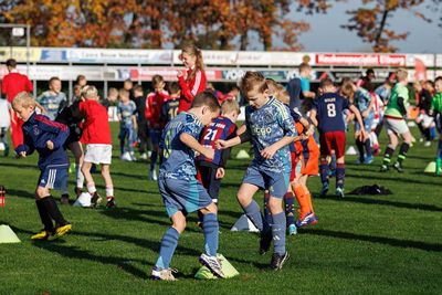 Iedereen trok zijn of haar mooiste Ajaxshirtje aan. © Pro Shots