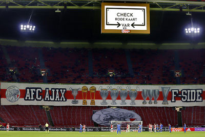 Een extra blik op het fraaie spandoek, dat weer van stal werd gehaald! © Pro Shots