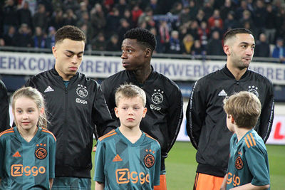 Ook hier weer even omkijken. Daar staan ze echt... © Ajax Kids Club