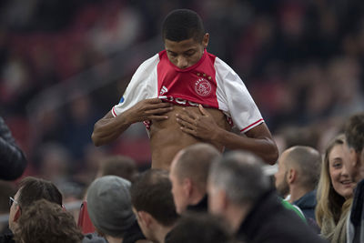 Neres maakt zich op voor zijn Ajaxdebuut tegen Heracles. © Pro Shots