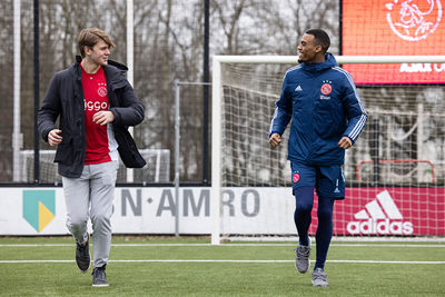 Eerst effe warmlopen en alvast de klassieker voorbespreken. © Pro Shots