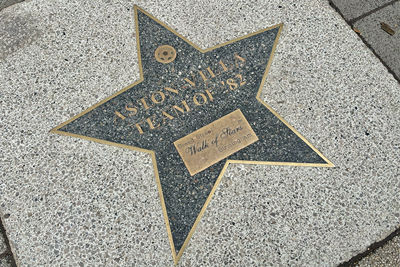 Het team dat de Europacup won, heeft een plekje op de Walk of Stars. © Ajax Life