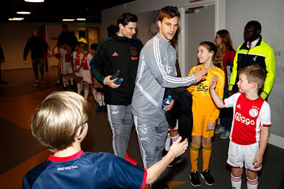 Hey, daar heb je Veltman en Ekkelenkamp. High-five heren! © De Brouwer