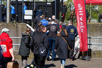 Bruggetje over en dan kunnen we beginnen. © Pro Shots