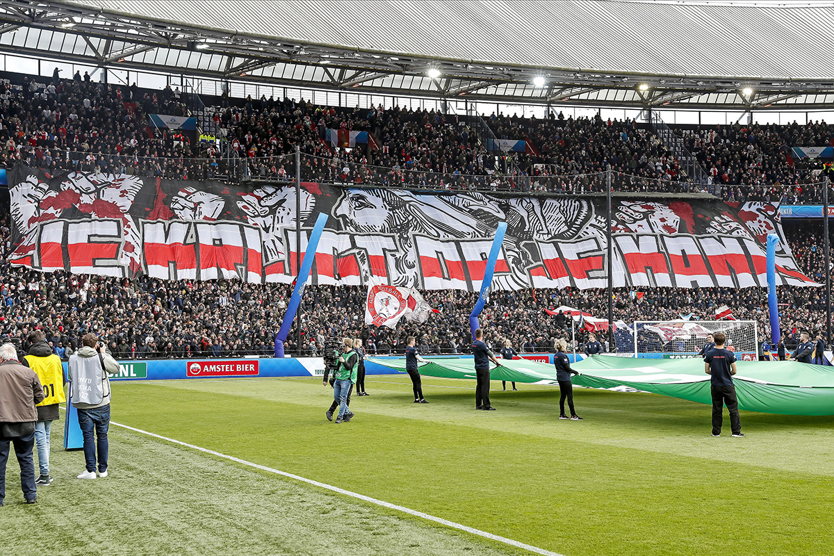 het kan Afwezigheid Opera Ajax sponsorde supporters en verdient niets aan bekerwinst